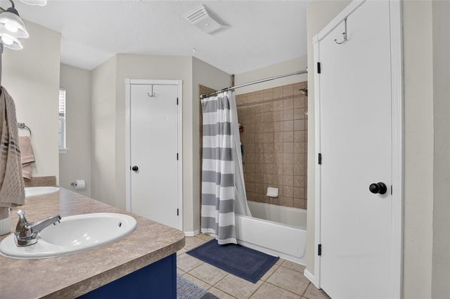 1820 Cherokee Trail, Choctaw, OK 73020