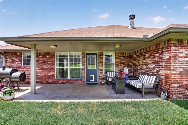 1820 Cherokee Trail, Choctaw, OK 73020