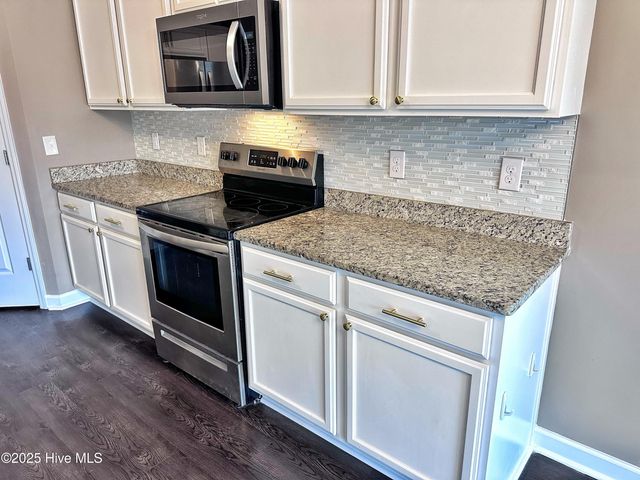 820 Tuscarora Trail, Jacksonville, NC 28546