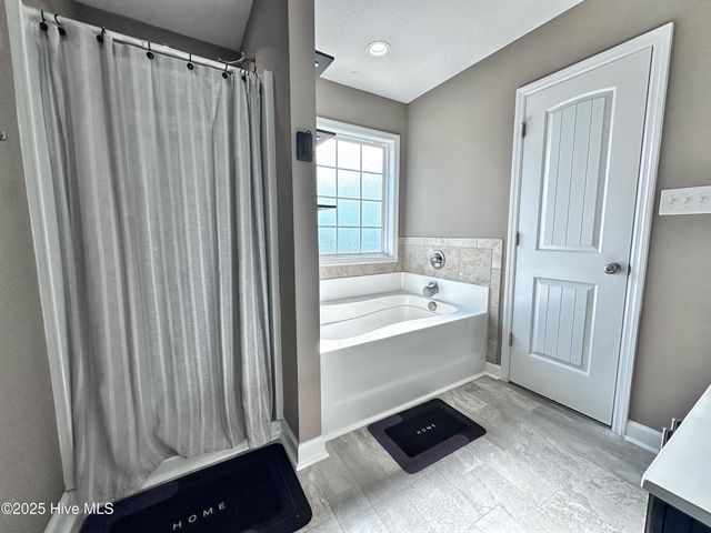 820 Tuscarora Trail, Jacksonville, NC 28546