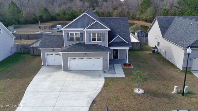 820 Tuscarora Trail, Jacksonville, NC 28546