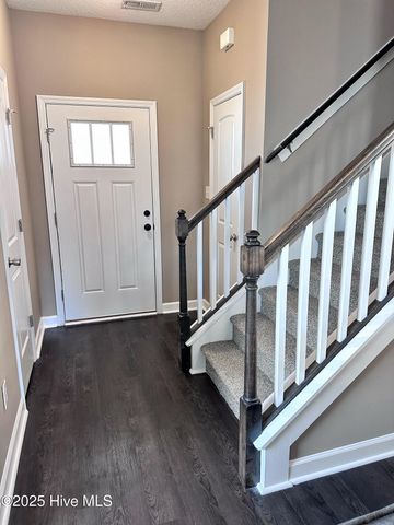 820 Tuscarora Trail, Jacksonville, NC 28546