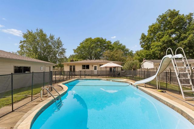 48343 Forbes Drive, Chesterfield, MI 48047