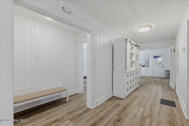 715 Carolina Beach Avenue N, Carolina Beach, NC 28428