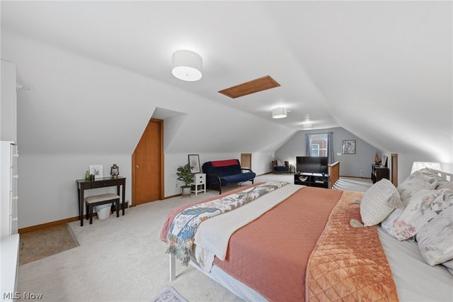 1824 Sackett Avenue, Cuyahoga Falls, OH 44223