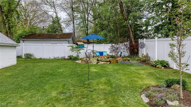 1824 Sackett Avenue, Cuyahoga Falls, OH 44223