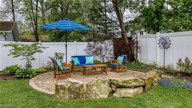 1824 Sackett Avenue, Cuyahoga Falls, OH 44223