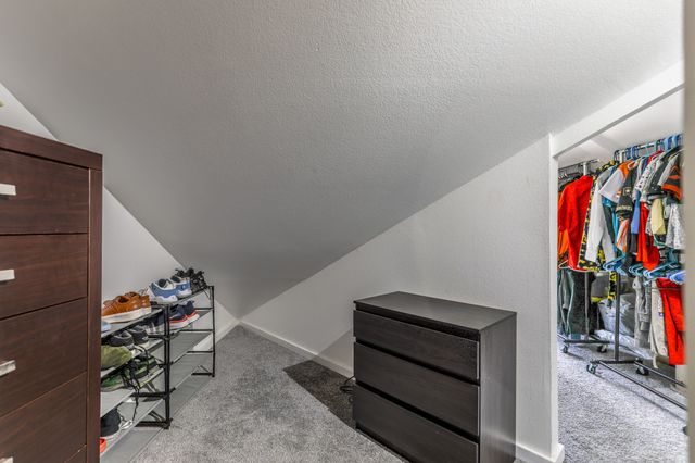 611 Laura Lane, Grand Prairie, TX 75052