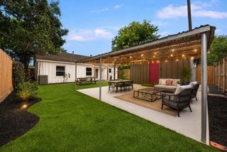 1626 Walton Street, Houston, TX 77009