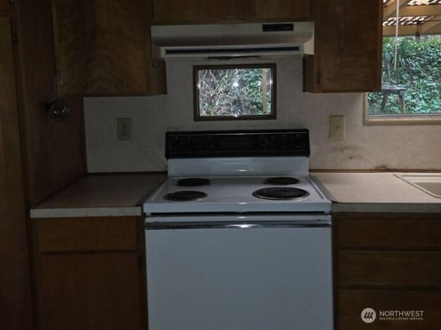 10 Moose Road, Quilcene, WA 98376