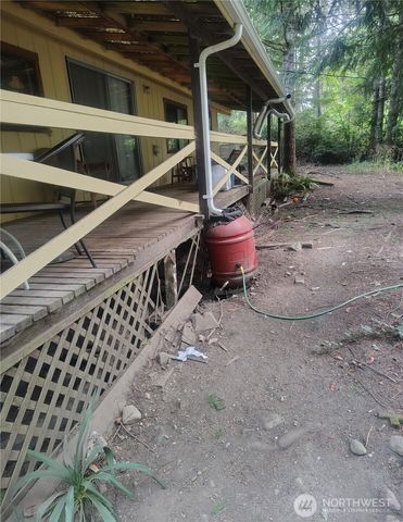 10 Moose Road, Quilcene, WA 98376