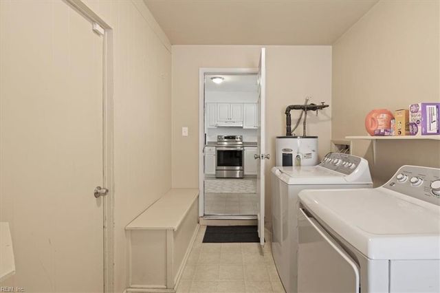 923 Strickland BLVD, Virginia Beach, VA 23464