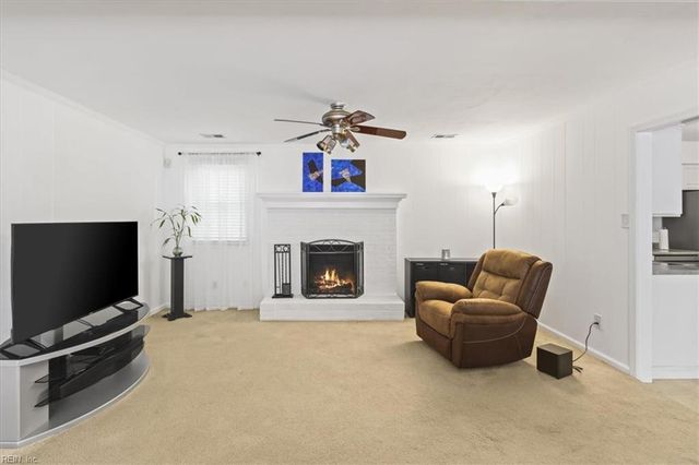 923 Strickland BLVD, Virginia Beach, VA 23464