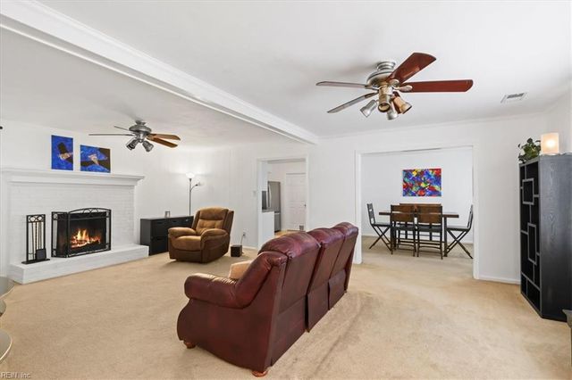 923 Strickland BLVD, Virginia Beach, VA 23464