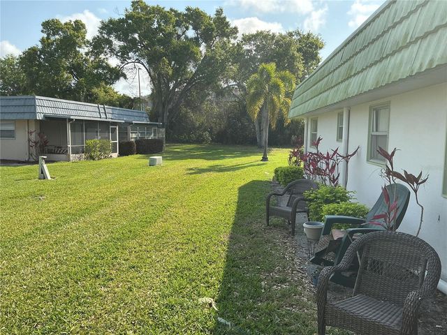 1802 BEDFORD LANE 1, Sun City Center, FL 33573