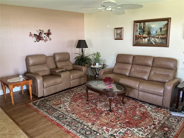 1802 BEDFORD LANE 1, Sun City Center, FL 33573