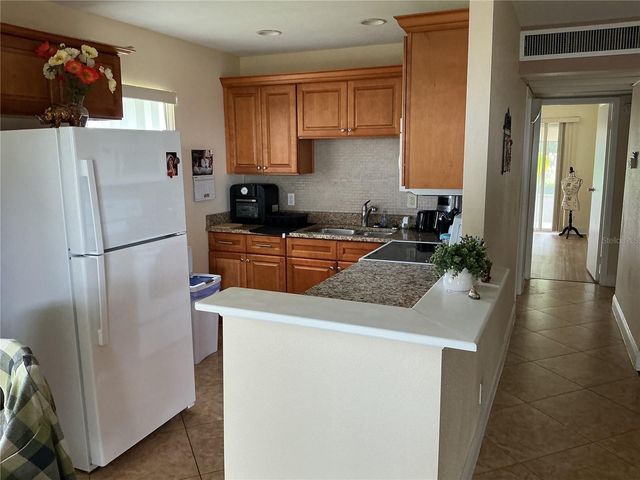 1802 BEDFORD LANE 1, Sun City Center, FL 33573