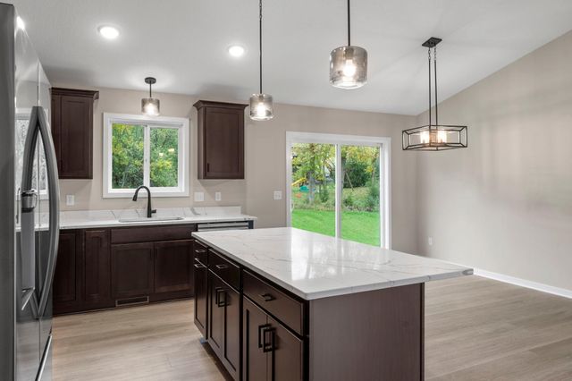 1005 Misty Meadow Boulevard, Buffalo, MN 55313