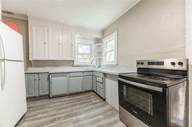 38 Finch Street, Rochester, NY 14613