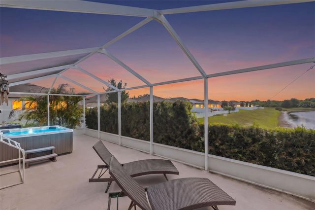 10515 CARLOWAY HILLS DRIVE, Wimauma, FL 33598