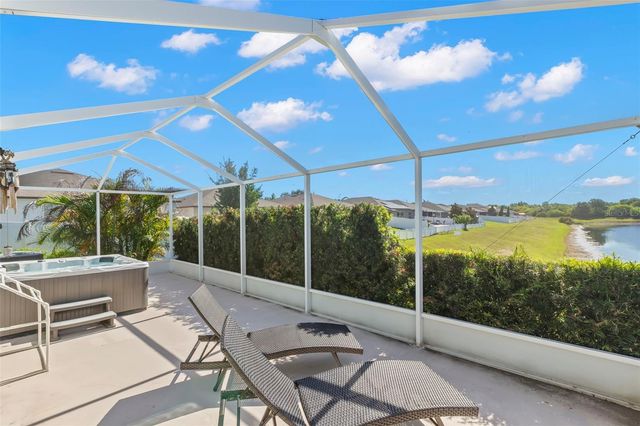 10515 CARLOWAY HILLS DRIVE, Wimauma, FL 33598