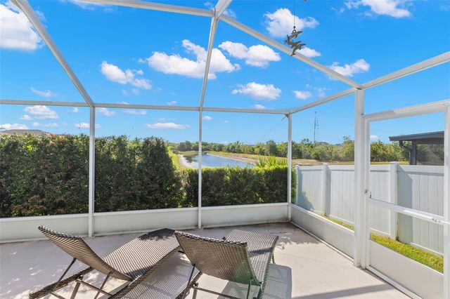 10515 CARLOWAY HILLS DRIVE, Wimauma, FL 33598