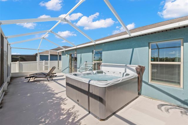 10515 CARLOWAY HILLS DRIVE, Wimauma, FL 33598