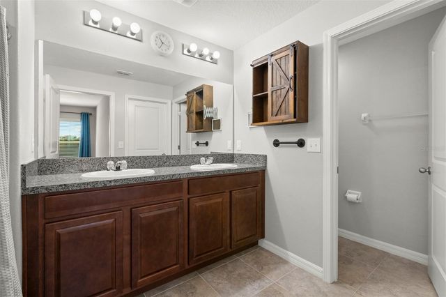 10515 CARLOWAY HILLS DRIVE, Wimauma, FL 33598