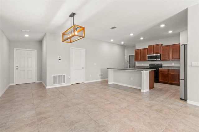 10515 CARLOWAY HILLS DRIVE, Wimauma, FL 33598