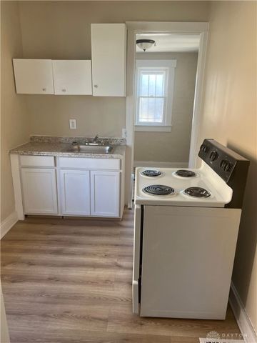 2218 Catalpa Drive, Dayton, OH 45406