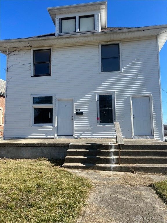 2218 Catalpa Drive, Dayton, OH 45406