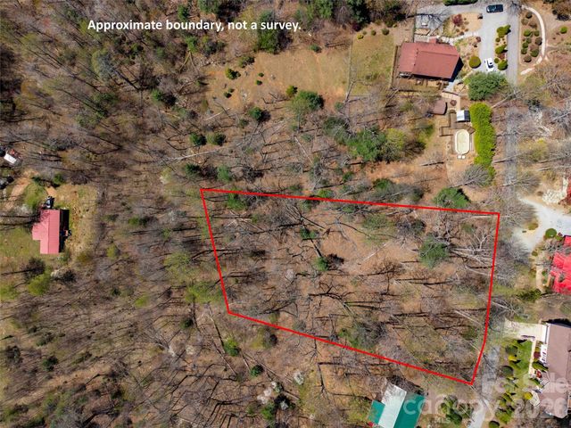 000 Glen Echo Circle, Saluda, NC 28773
