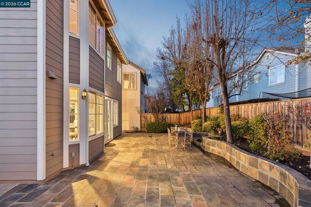 247 Abigail Cir, Danville, CA 94506