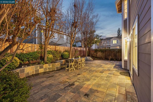 247 Abigail Cir, Danville, CA 94506