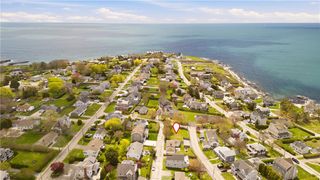 2 Stimpson Street, Middletown, RI 02842