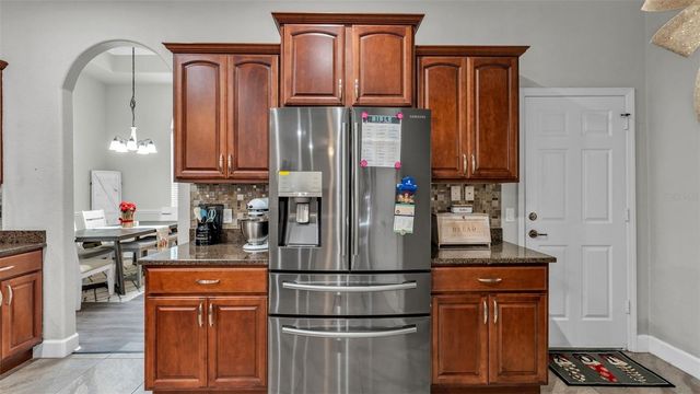 227 VIOLA DRIVE, Auburndale, FL 33823