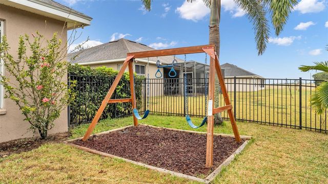 227 VIOLA DRIVE, Auburndale, FL 33823