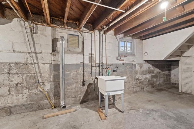 2665 S 29th STREET, Milwaukee, WI 53215