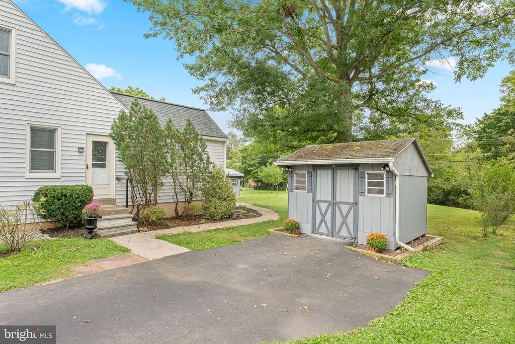 162 MAPLE AVE #, COLLEGEVILLE, PA 19426 — photo 3