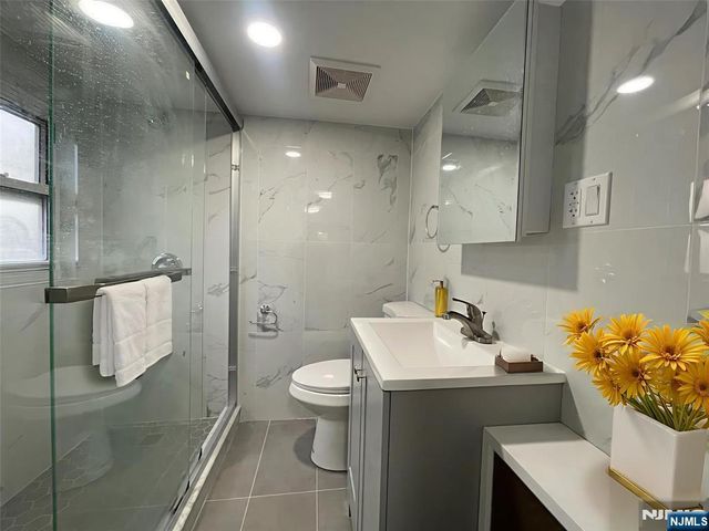 40 Searing Avenue 2, Harrison, NJ 07029