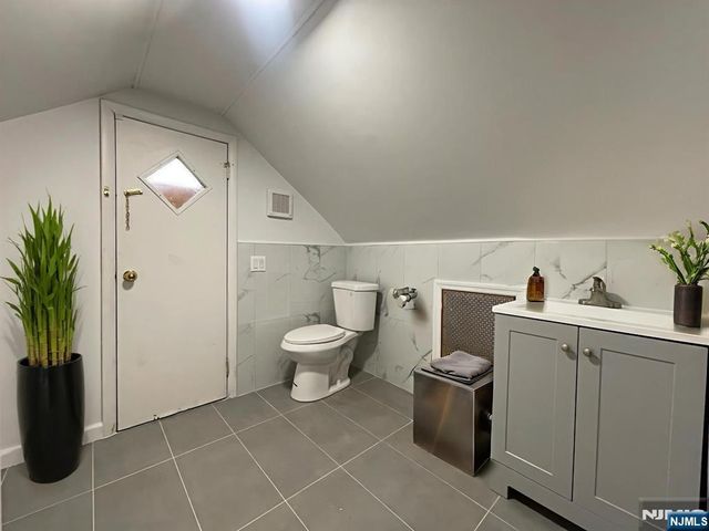 40 Searing Avenue 2, Harrison, NJ 07029