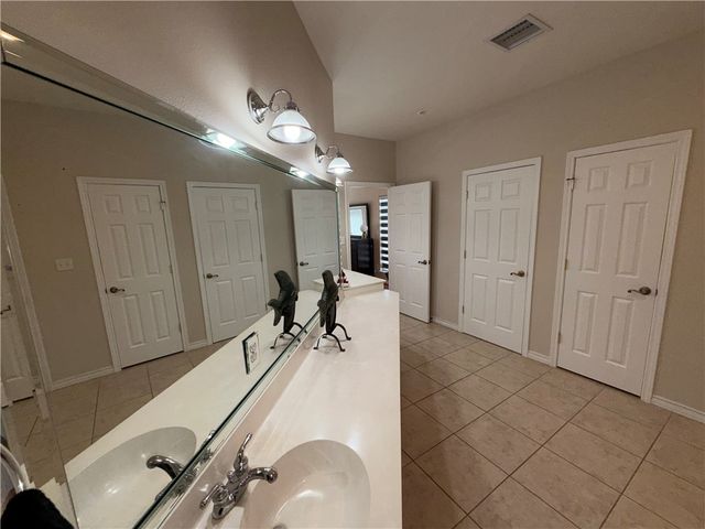 15806 Lindo, Corpus Christi, TX 78418