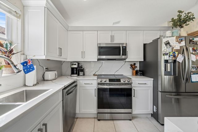 3817 Miramontes Circle, Wellington, FL 33414