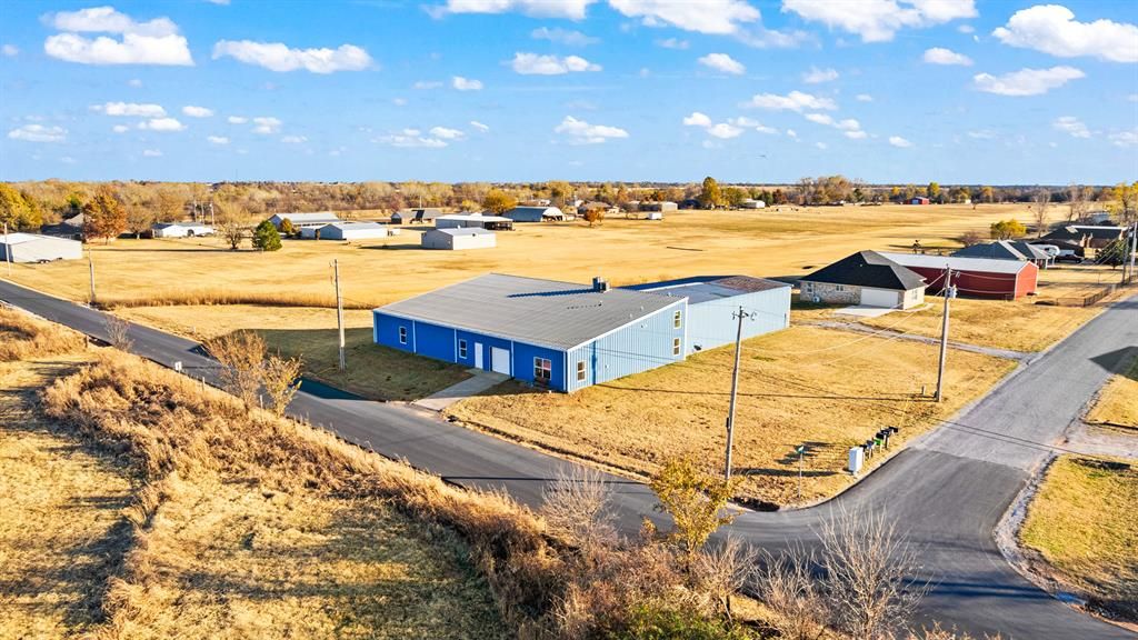 1007 County Street 2937 Street, Tuttle, OK 73089