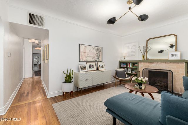 1109 W LYNWOOD Street, Phoenix, AZ 85007