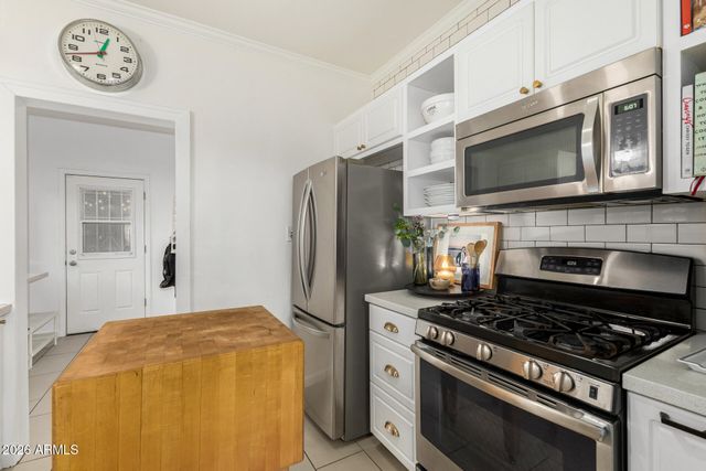 1109 W LYNWOOD Street, Phoenix, AZ 85007