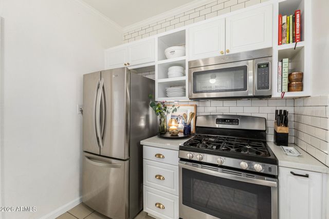 1109 W LYNWOOD Street, Phoenix, AZ 85007