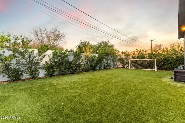 1109 W LYNWOOD Street, Phoenix, AZ 85007