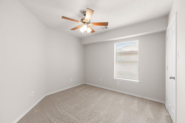 211 N Burberry Park Circle, The Woodlands, TX 77382