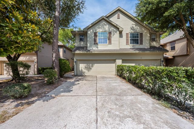 211 N Burberry Park Circle, The Woodlands, TX 77382